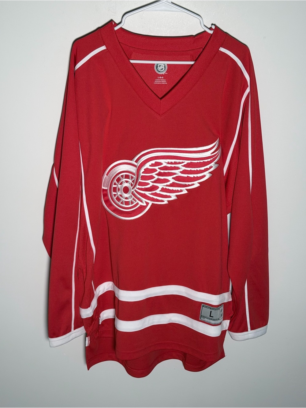 NHL Detroit Red Wings Licensed Stitched Men's Hockey Jersey Large